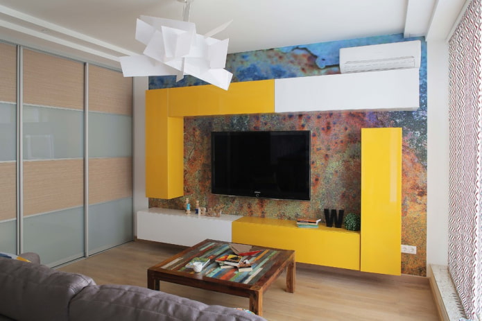 Print met tv aan de muur 
