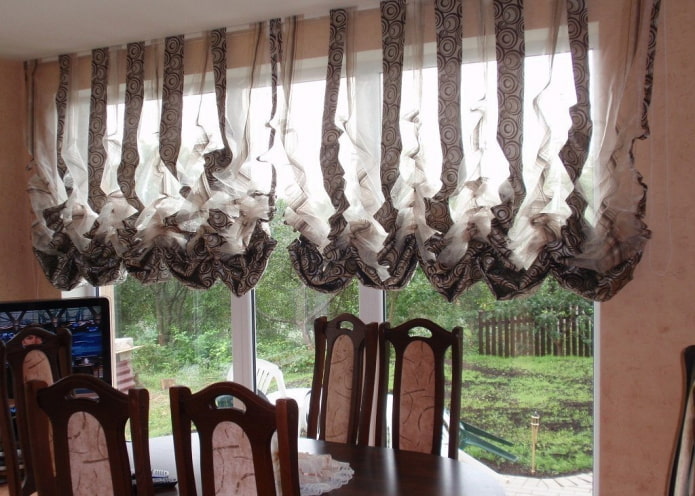 Franse gordijnen in het interieur