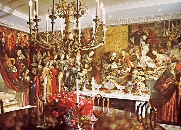 interieur met thematisch fresco uit het leven van de Middeleeuwen