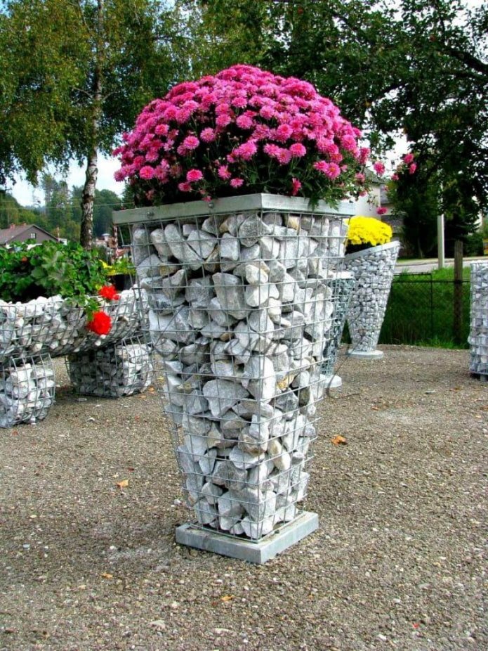 bloemperk van schanskorven
