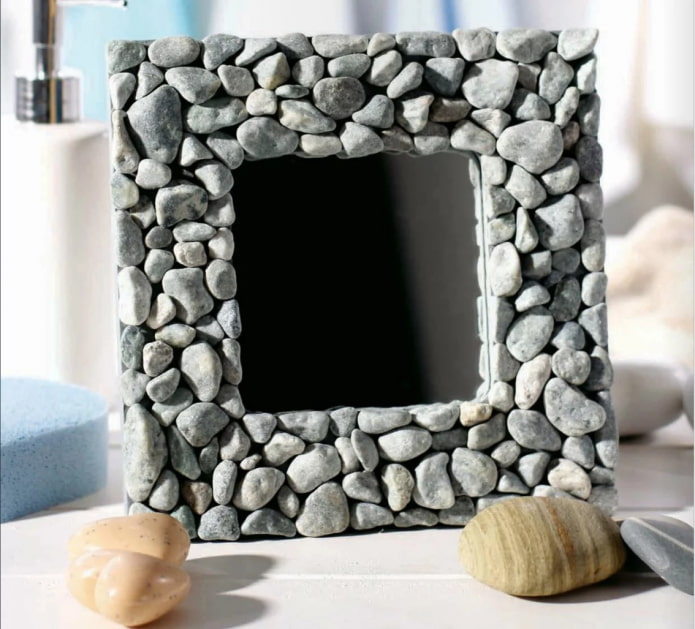 Pebble tafelspiegel