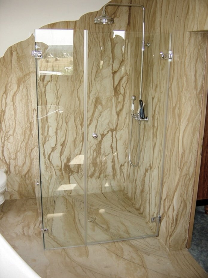 douche van flexibele steen