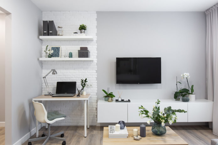 witte gipstegels in het interieur