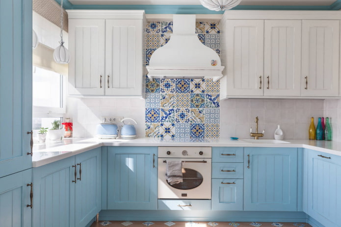 een keuken in Proven?aalse stijl