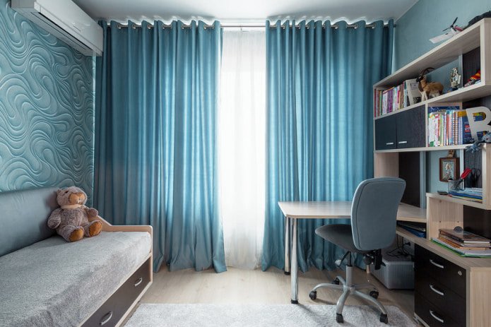 Gordijnen met ringen in een kinderkamer