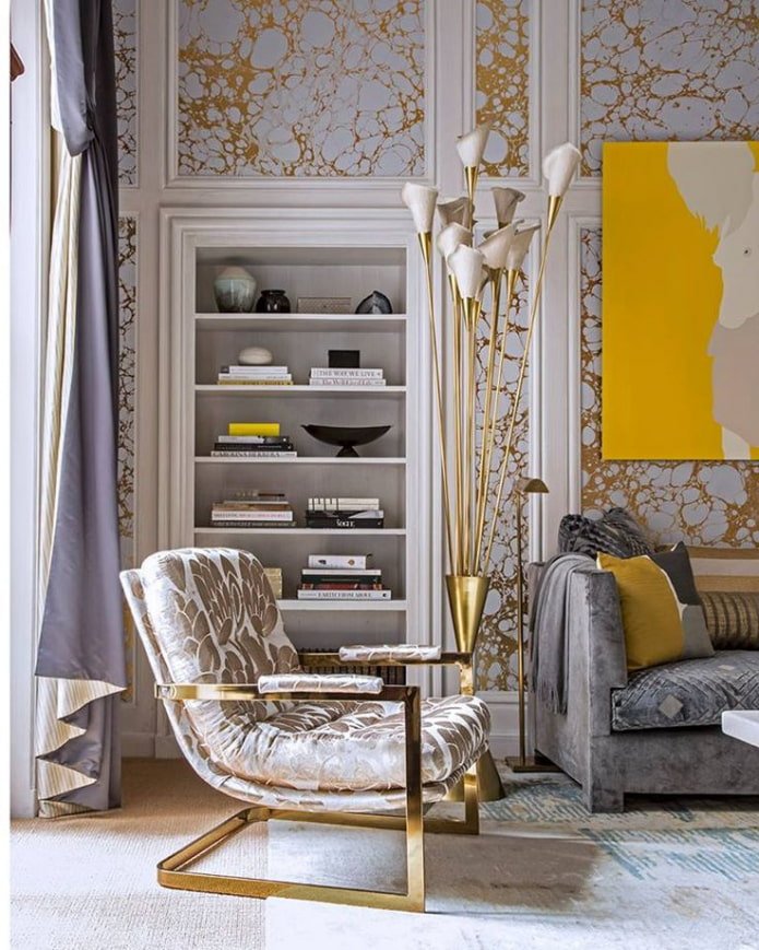 fel schilderij in de woonkamer