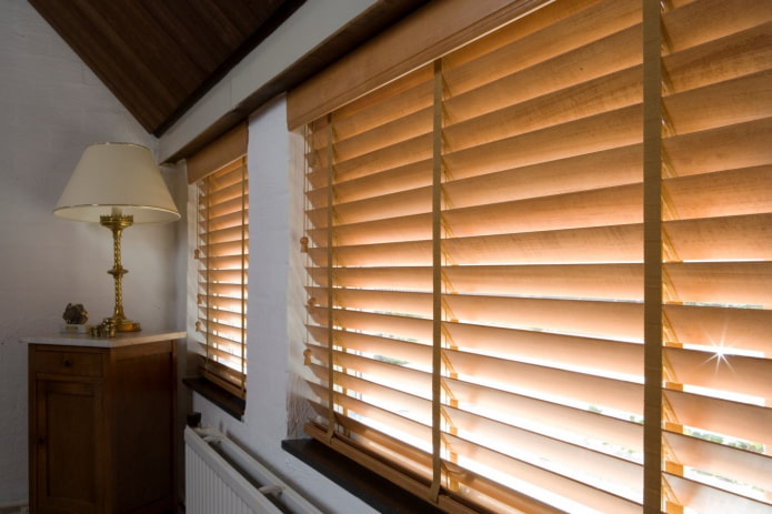 brede lamellen in het interieur