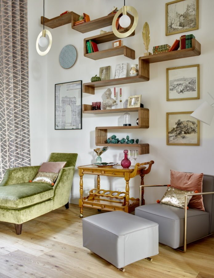Fauteuils met voetenbankjes