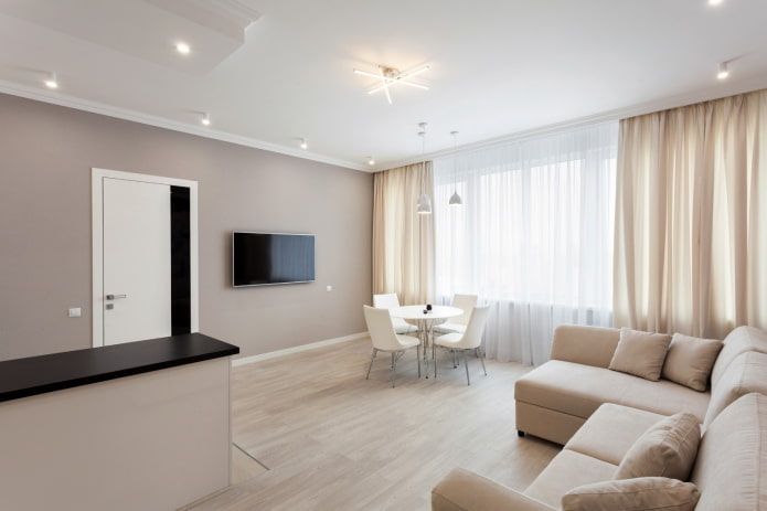 woonkamerinterieur in wit en beige tinten