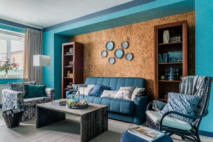 interieur van een bruin-blauwe woonkamer