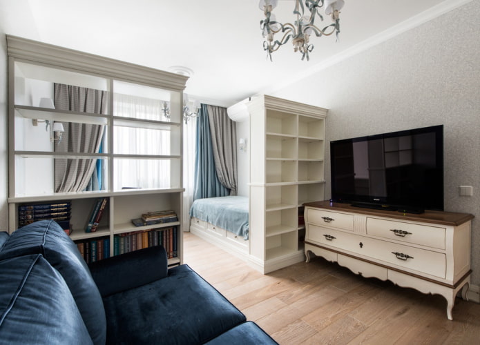 slaapgedeelte in de woonkamer in een Chroesjtsjovisch appartement