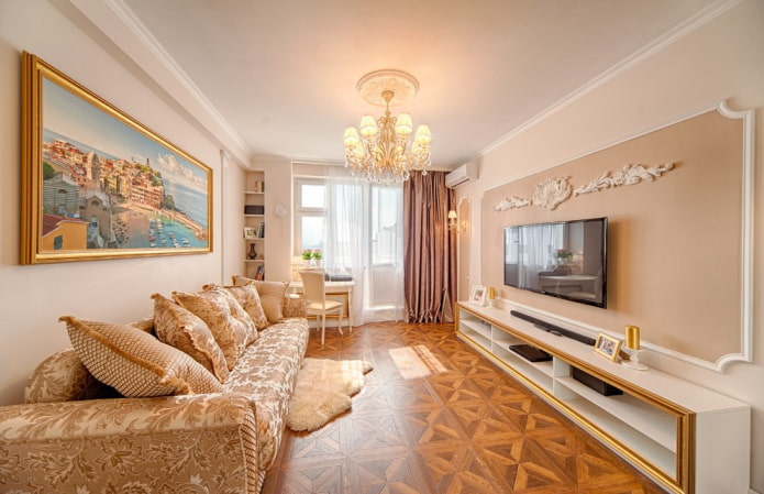 interieur van de hal in een Chroesjtsjovka in klassieke stijl