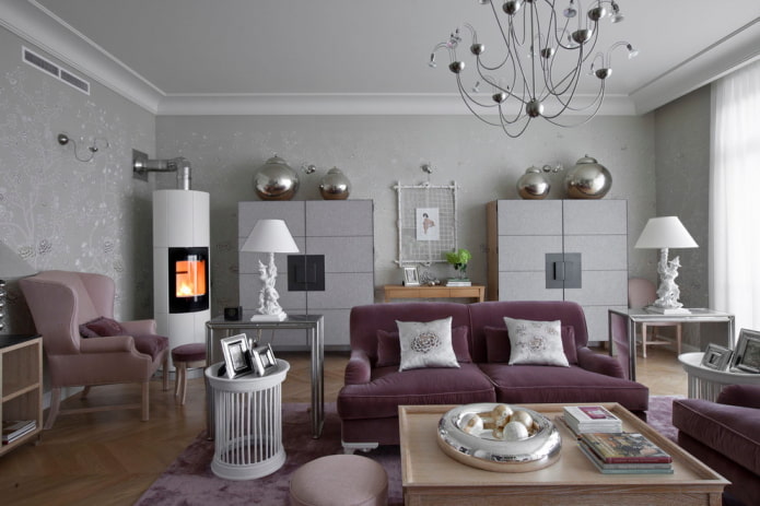 paarse bank in een grijze kamer