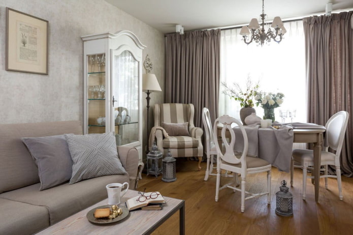 Elegante Proven?aalse stijl in een moderne woonkamer