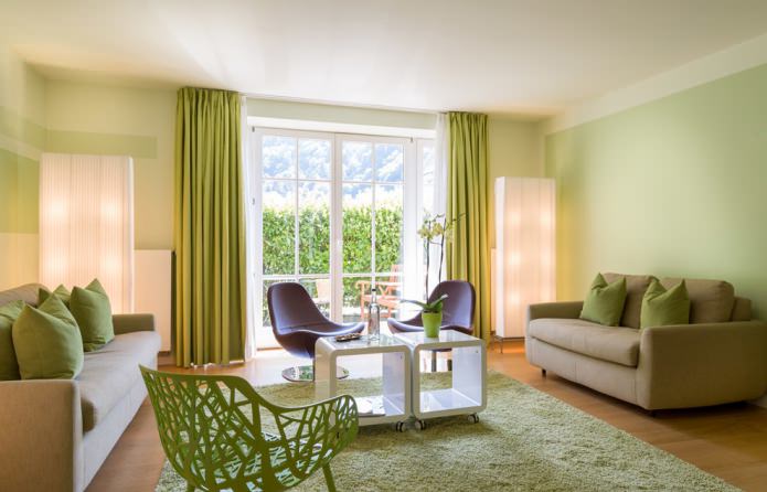 Lichtgroene tint in het interieur