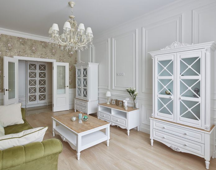 lichte deuren in de woonkamer