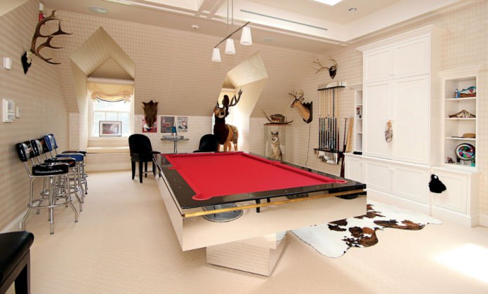 Biljartkamer interieur in huis