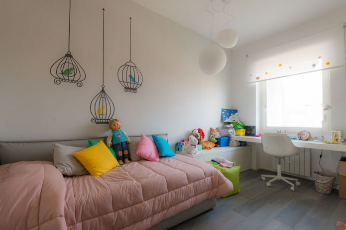 mooie prints-lampen aan de muur