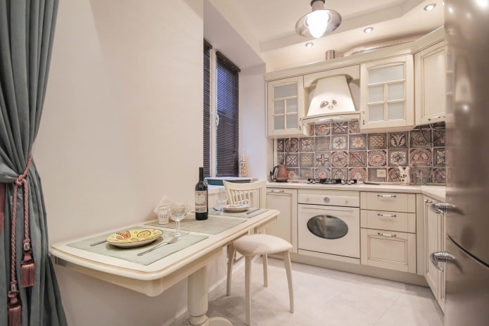 renovatie van een keuken in een tweekamerappartement in Chroesjtsjov Chroesjtsjov-appartement in Proven?aalse stijl