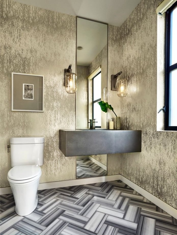 toilet afgewerkt met gouden zeefdrukbehang