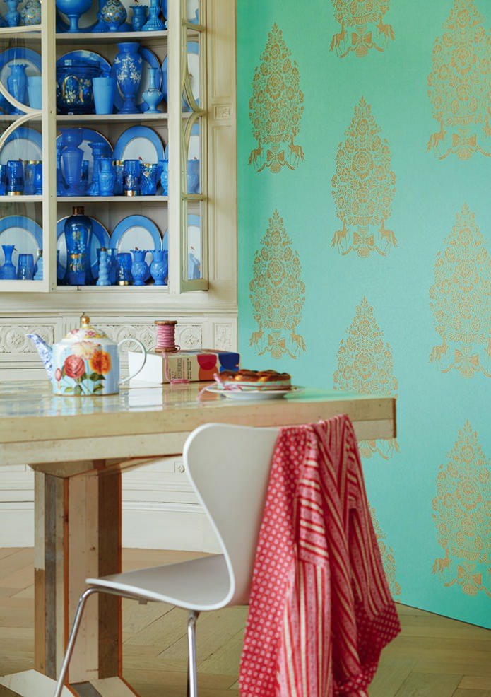gouden patroon op behang