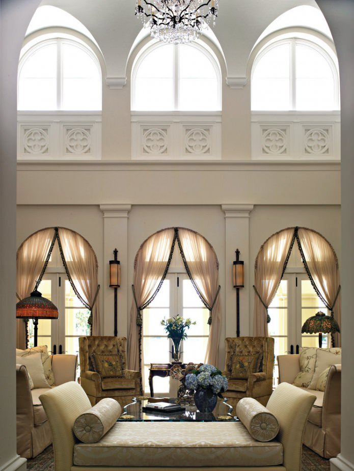 interieur van een landhuis in Italiaanse stijl