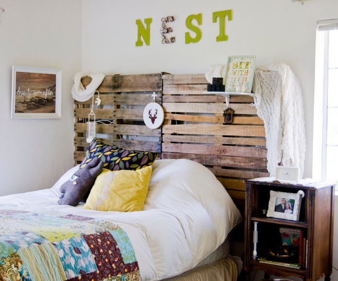 unusual headboard