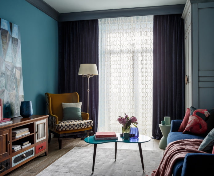 Leesstoel met staande lamp