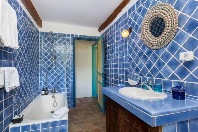 witte voeg voor tegels in het interieur