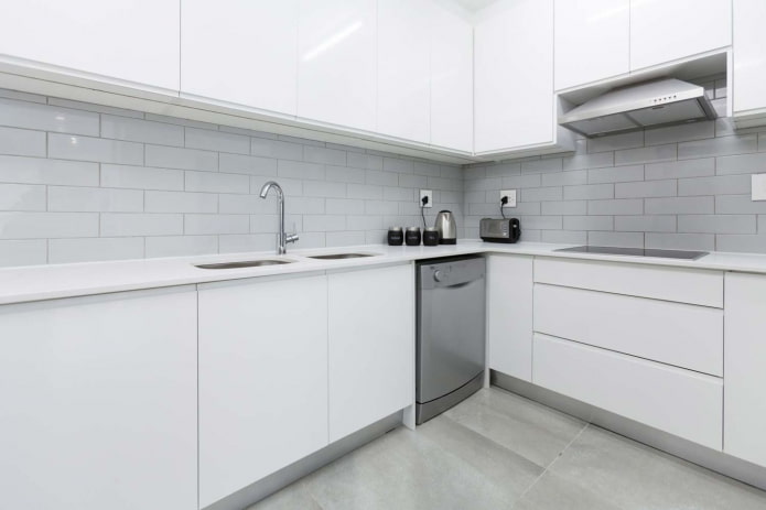 Voeg voor tegelvoegen in het interieur