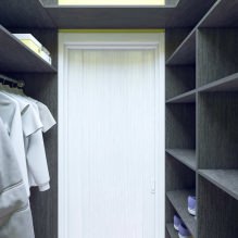 Een uitstekend voorbeeld van hoe je een keuken-woonkamer, slaapkamer, kinderkamer en kleedkamer organiseert op 44 meter-0