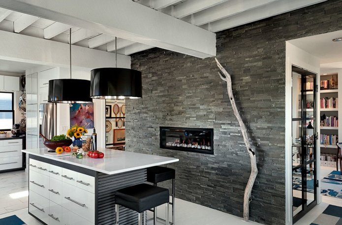 decoratieve steenafwerking in het interieur