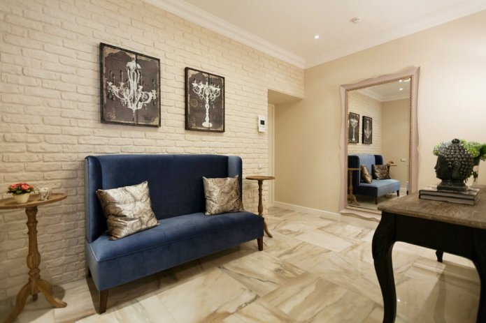 decoratieve baksteenafwerking in het interieur