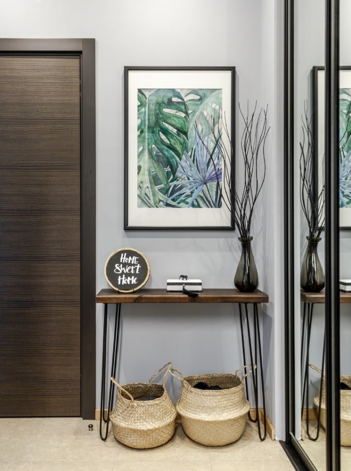 schilderij in het interieur van een moderne gang