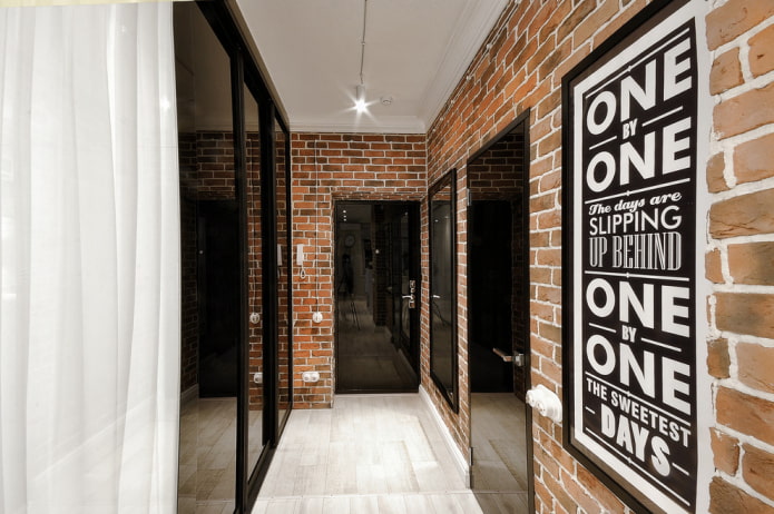 schilderij in de gang in loftstijl