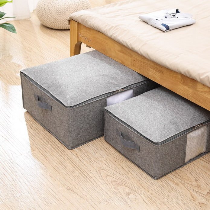 containers onder het bed