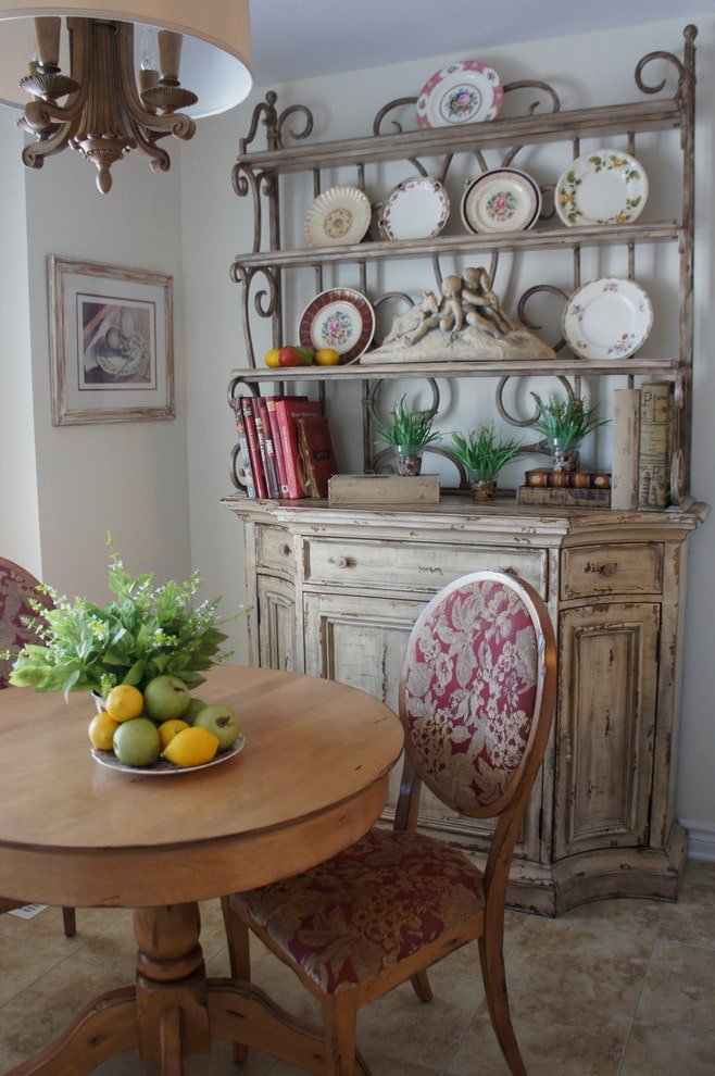 Antiek dressoir