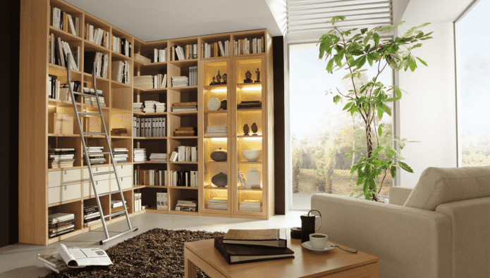 boekenkast in het interieur van de woonkamer