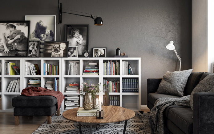boekenplanken in het interieur van de woonkamer