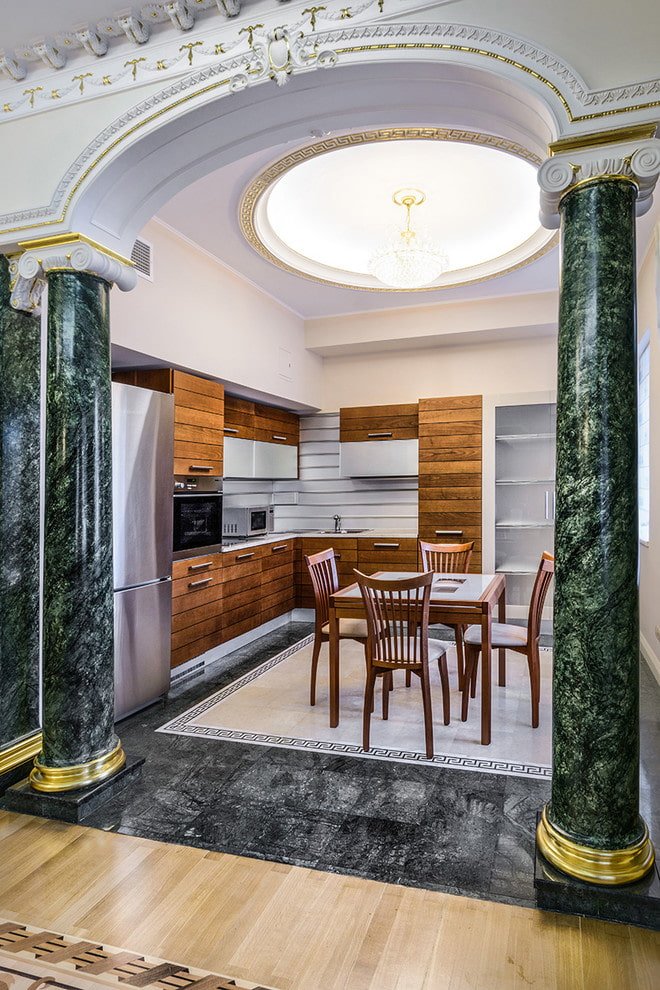 2 kolommen in het interieur