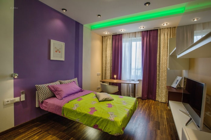verlichting in de slaapkamer van een tienermeisje