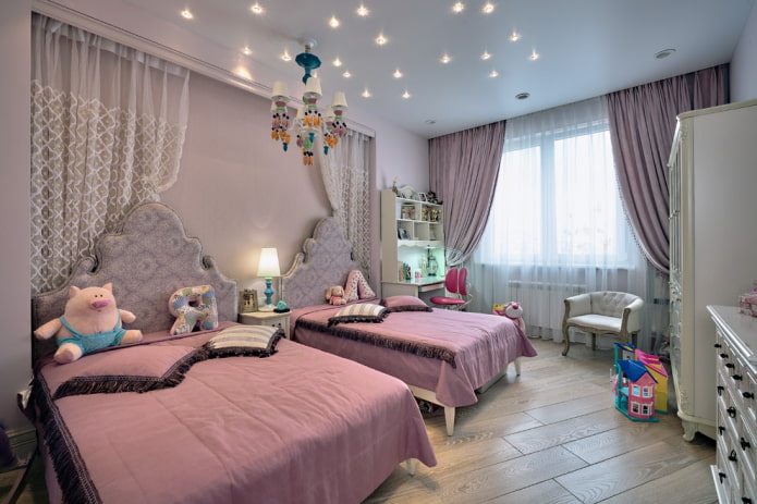 verlichting in het interieur van een slaapkamer voor twee meisjes
