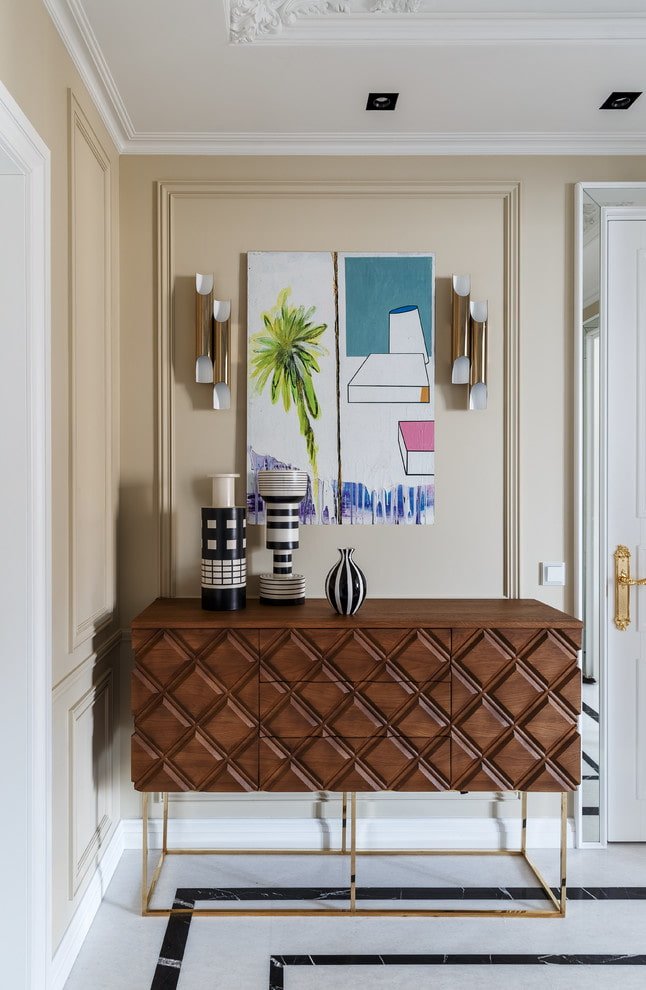 ontwerp van een ladekast in het interieur van de gang