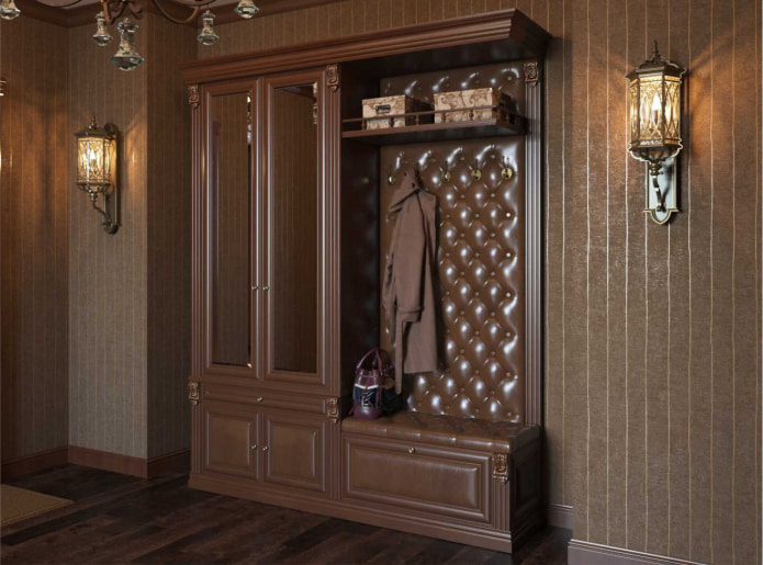 behang in het interieur van de gang