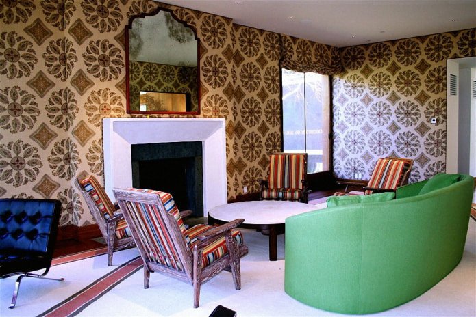 mocha-kleurig behang