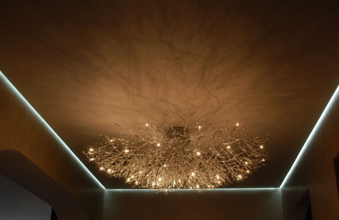bruine plafondstructuur met achtergrondverlichting
