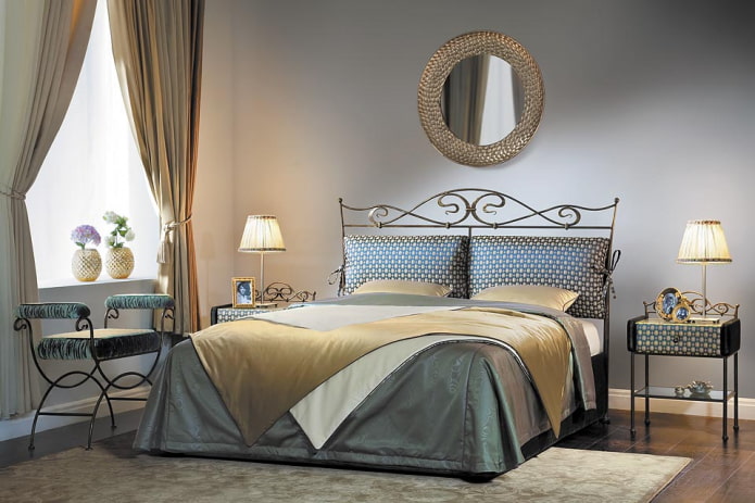 bed met zacht hoofdbord in het interieur