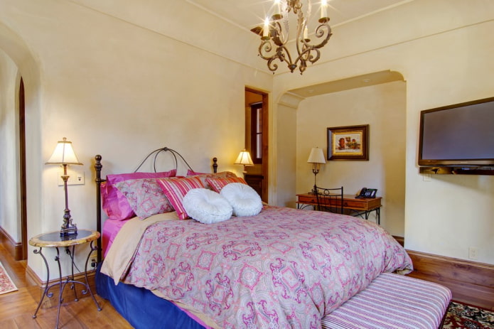 smeedijzeren nachtkastjes in de slaapkamer