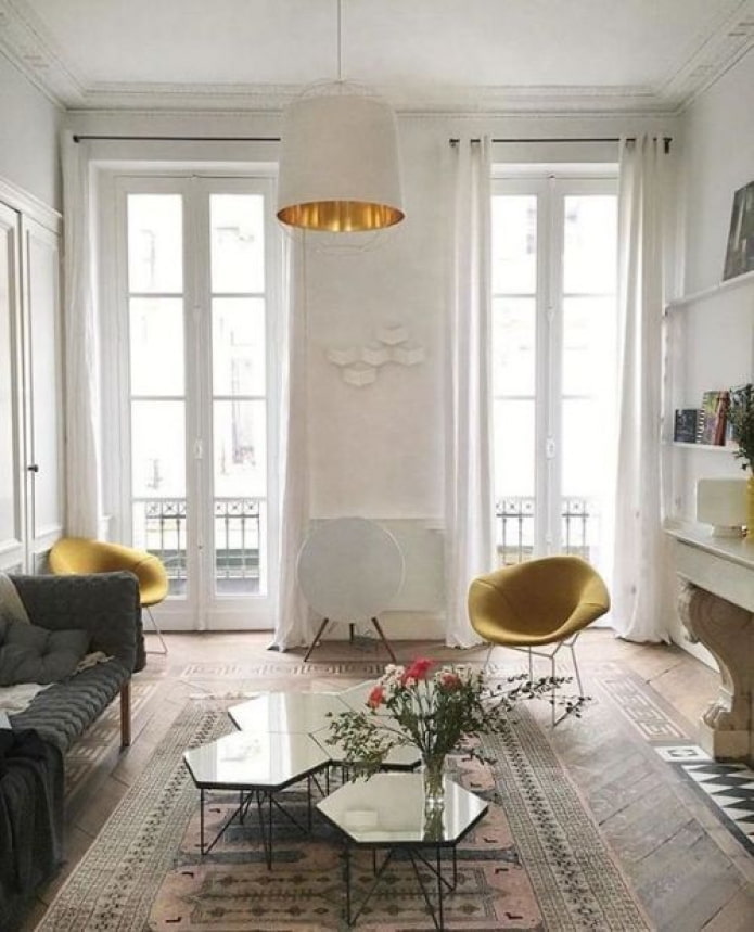 dun tapijt in het interieur