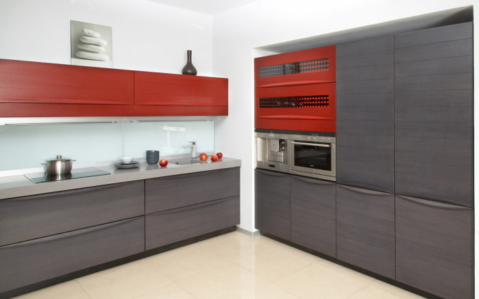 rood keukeninterieur in minimalistische stijl